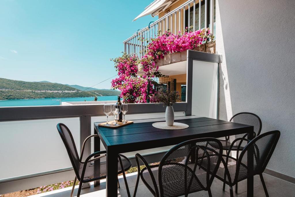 Ankica & Anamarija Apartments Неум Екстериор снимка